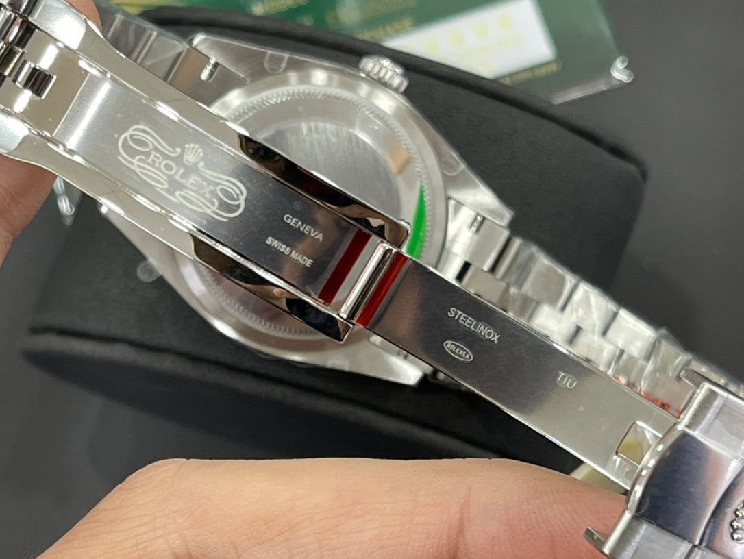 Rolex Date Just 36 mm Jubilee Bamboo Dial