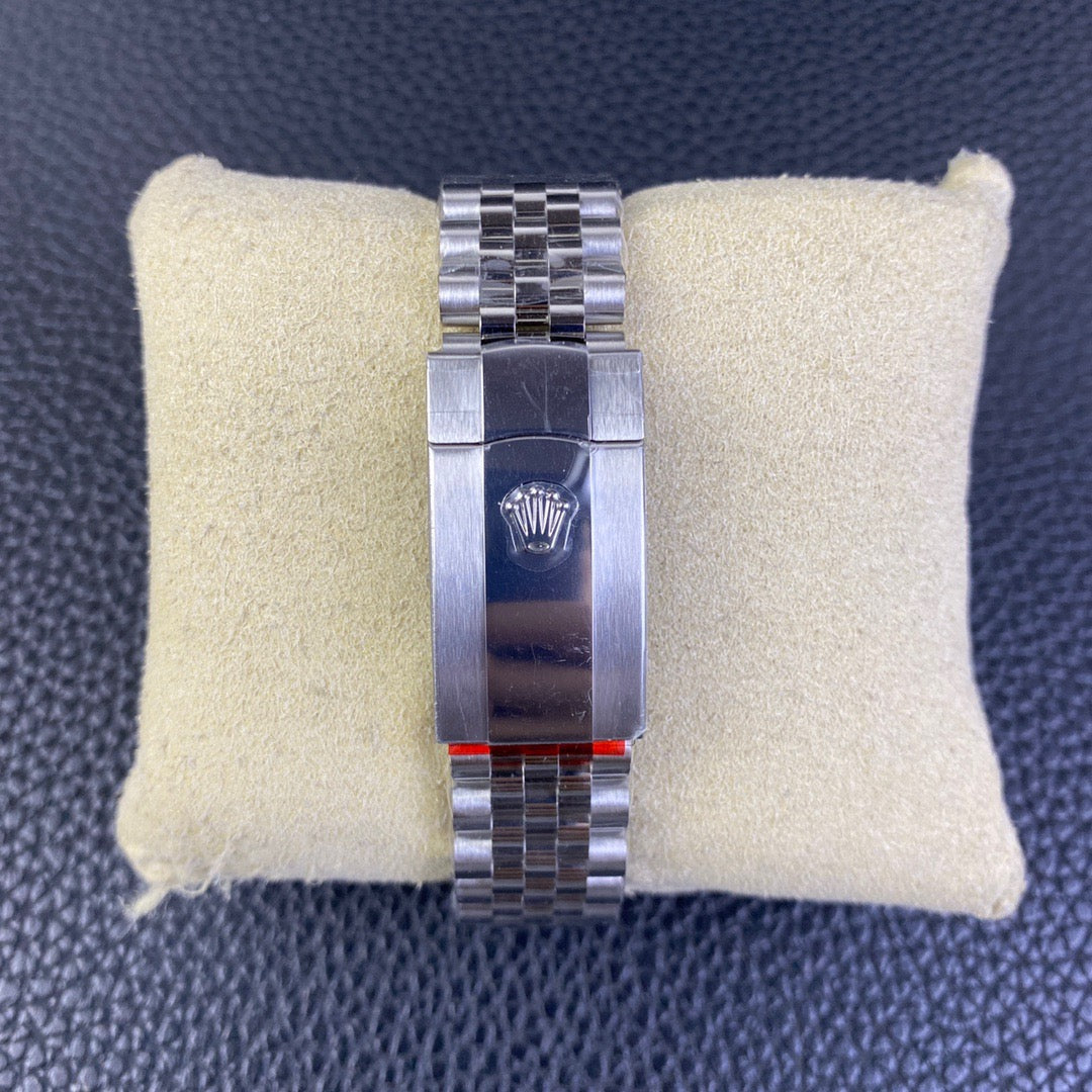 Rolex Date Just Blue Diamonds Dial Jubilee